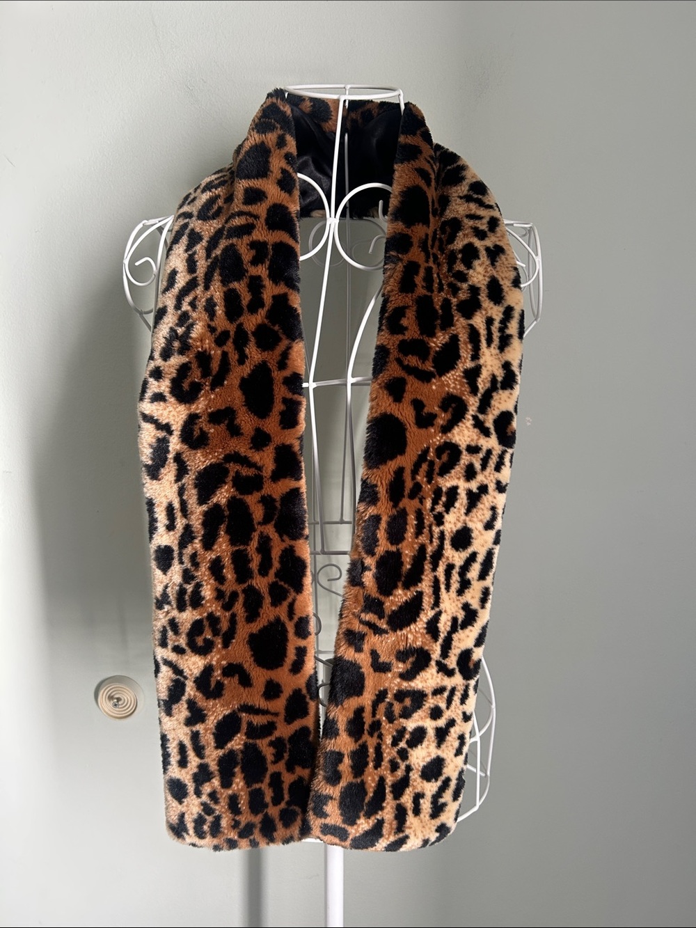 Leopard Print Faux Fur Scarf - Brown/Black